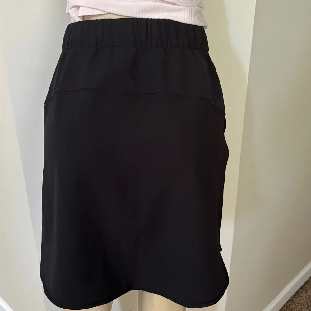 Lululemon On the Fly Skirt size 8 - Picture 5 of 7